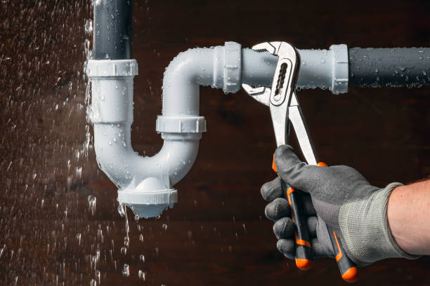 Professional Leak Detection technician working in Bradenville, PA